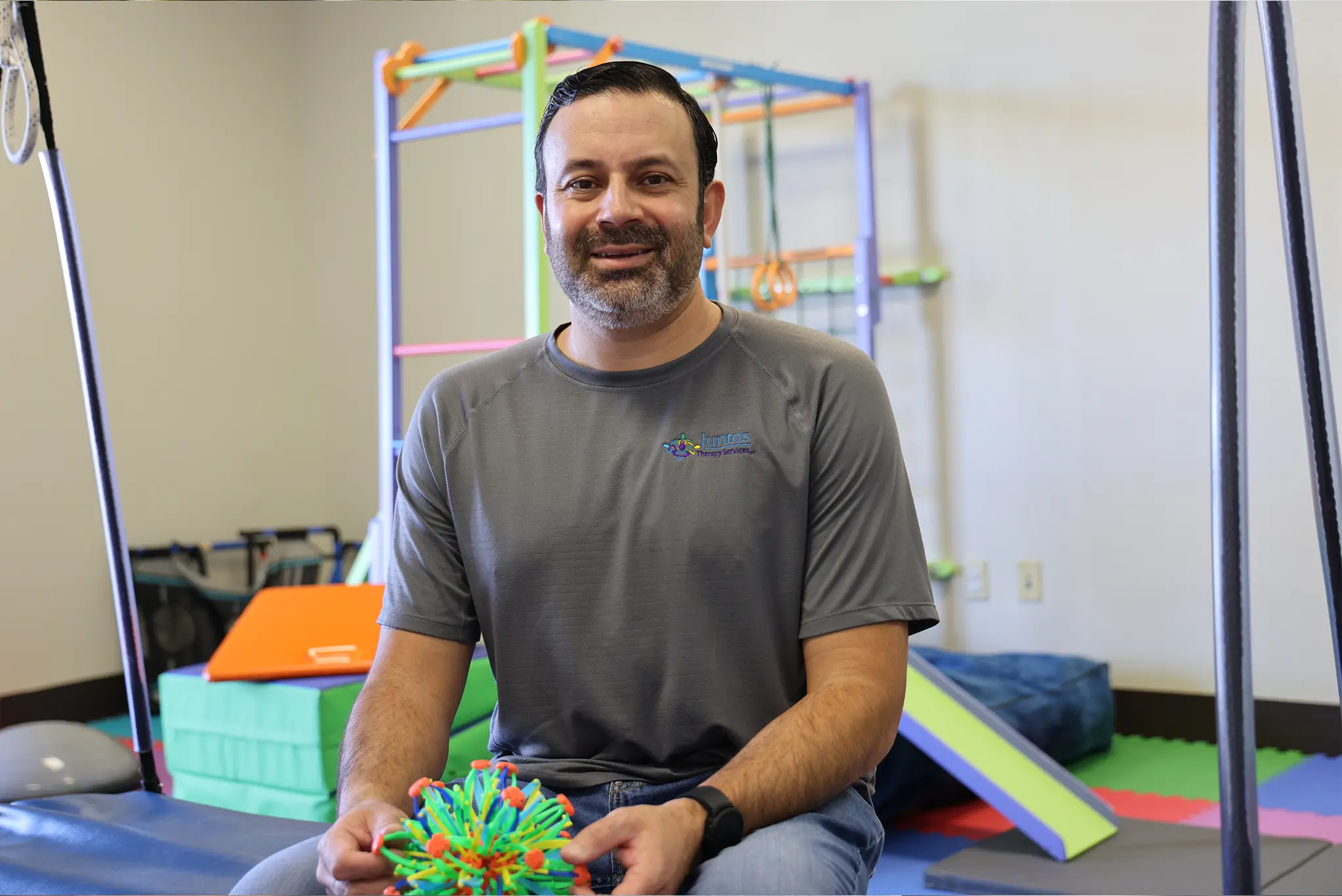 Yanmu-Digital-Client-Juntos therapy services image 7